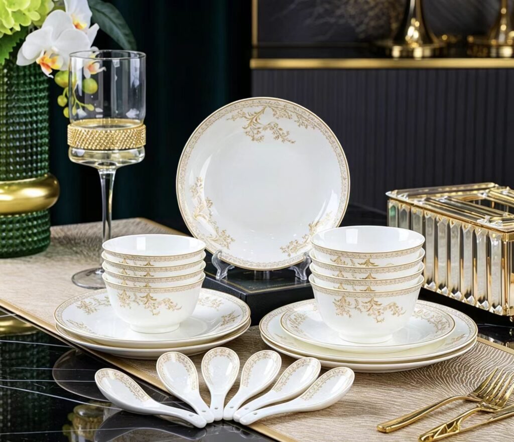 Golden Bell gold floral bone china dinnerware combo set,30 pieces including 10 pcs 4.5‑inch footed bowls,10 pcs 7‑inch flat plates and10 pcs soup spoons, luxury hotel banquet tableware